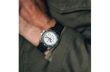 Image of Marathon Search and Rescue Medium Divers Quartz Wristwatch, Black/White Dial, WW194027SS-0530