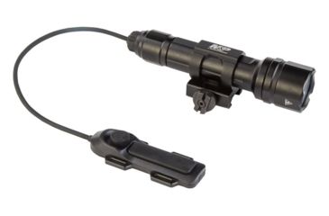 Image of Smith &amp; Wesson Delta Force RM-20 LED Weapon Flashlight, 900 Lumens, Picatinny, 2 x CR123, Black, 110044, EDEMO1