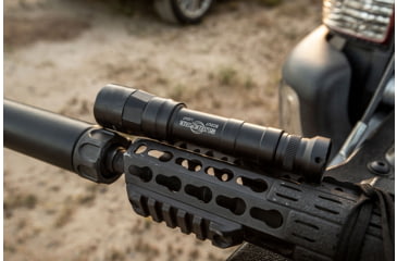 Image of SureFire M640DFT-PRO Turbo Series 18350/123A High Candela 6-Volt Dual Fuel Scout Pro LED Weapon Light, 123A, 550 Lumens, Black, M640DFT-BK-PRO