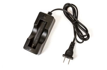 Image of Viridian Weapon Technologies V210 Long Range LED Illuminating Flashlight w/ Manual Zoom and Universal Mount battery, Charger and Remote Switch, Red Beam, 980-0018