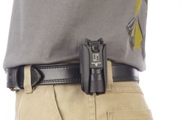 Image of Wilson Combat Flashlight Pouch, Insight Tech M3X, Surefire X300, Right Hand, 1.5in Belt, Black Kydex M3PBKR15