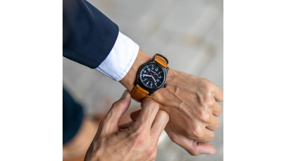 Armourlite Field Series AL124 Swiss Made Tritium Illuminated Watch with Shatterproof Armourglass, Black Case, Black Dial, White Numbers, 42mm, AL124