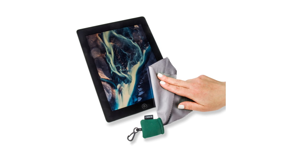 Carson Stuff-It Lens Cleaner, Cloth &amp; Pouch, Green, 1.7 x 1.1 x 1.8 in, SN-40GR