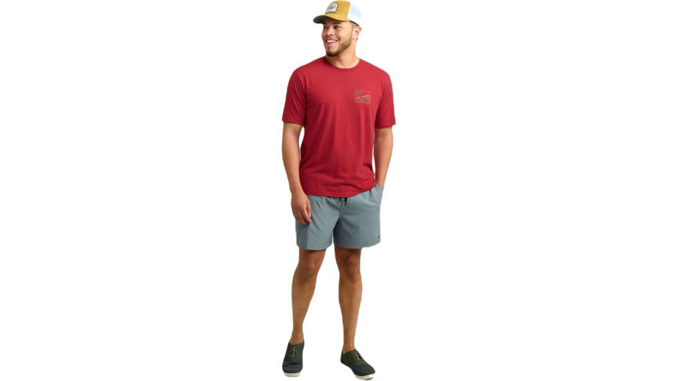 HUK Performance Fishing Spot Badge Tee - Mens, Scarlet Blaze, Extra Large, H1000529-621-XL