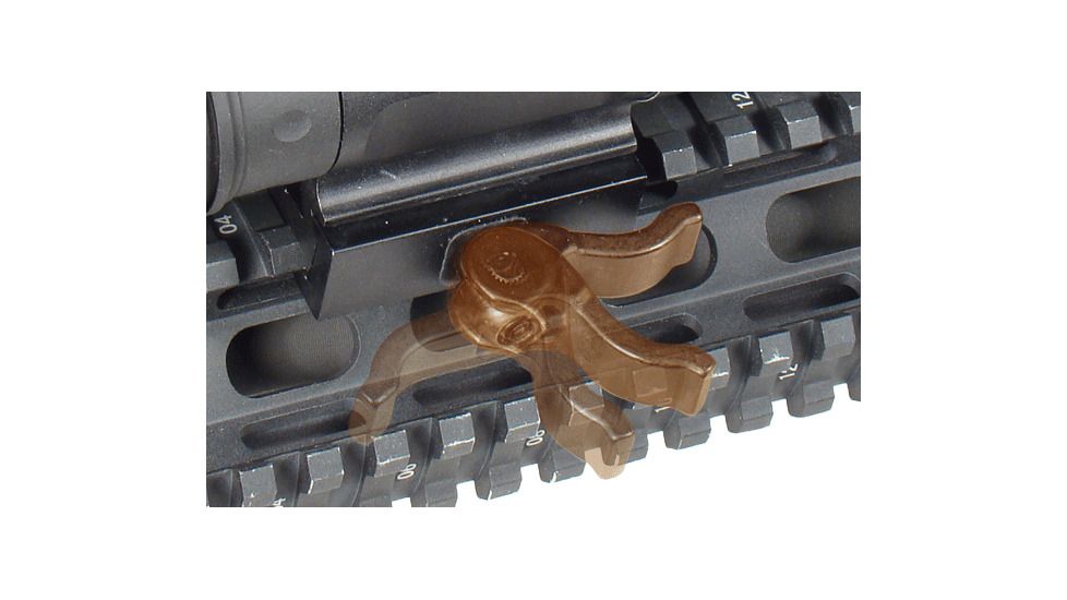 Leapers UTG Long Range Spot LED Flashlight Close-Up of QD LT-ELF240