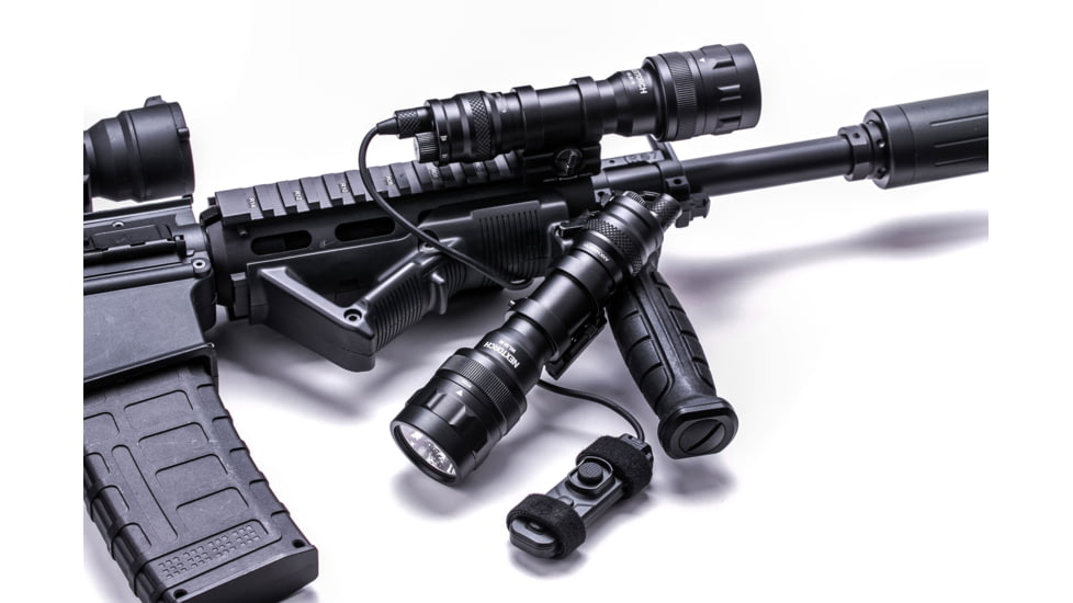Nextorch WL50IR Weapon Light, Max 860 lm white &amp; 400 mw IR illumination, Black, WL50IR